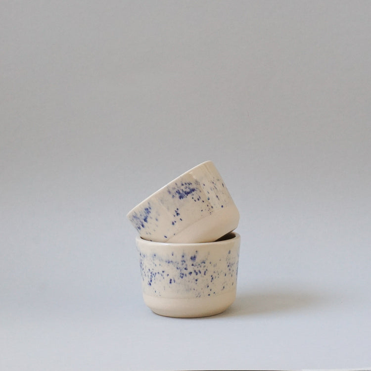 Becher Lys Cappuccino