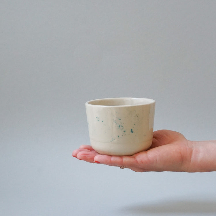 Becher Lys Cappuccino