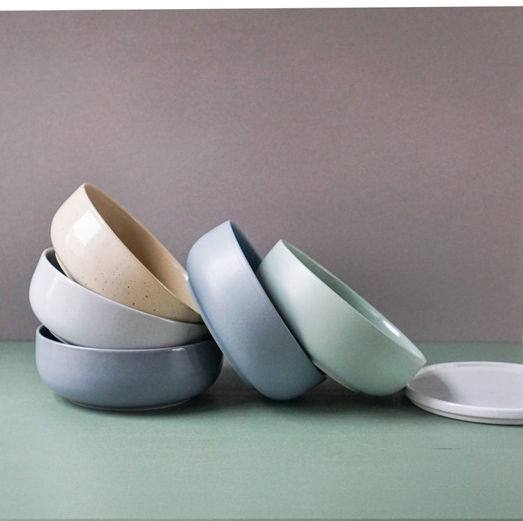 Schalen 16cm umgefallener Stapel