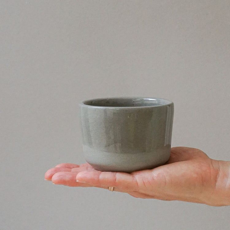 Becher Lys Cappuccino