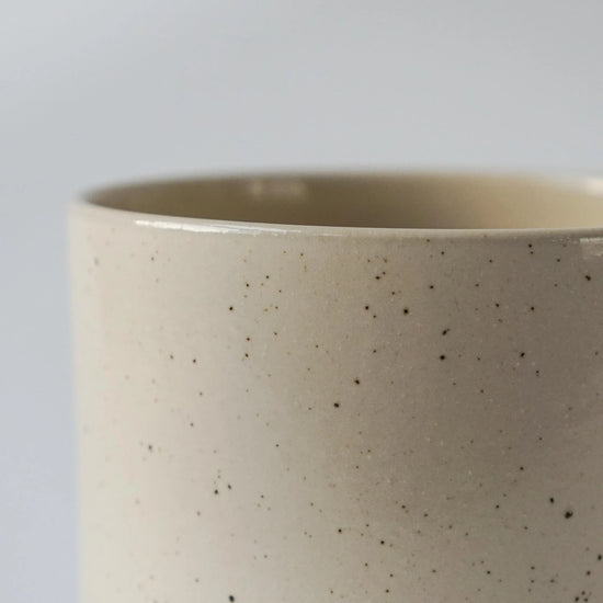sand & speckles